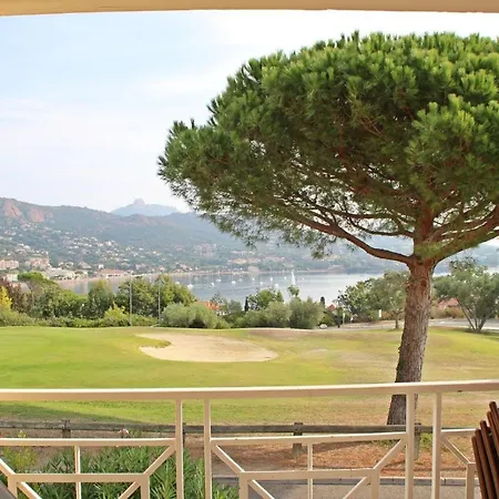 Apartment Cap Esterel Village : 3 Pieces Renove Vue Au Calme V3 - Esterel 282la Saint-Raphael (Var)