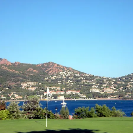 Cap Esterel Village : 3 Pieces Renove Vue Au Calme V3 - Esterel 282la * Saint-Raphaël